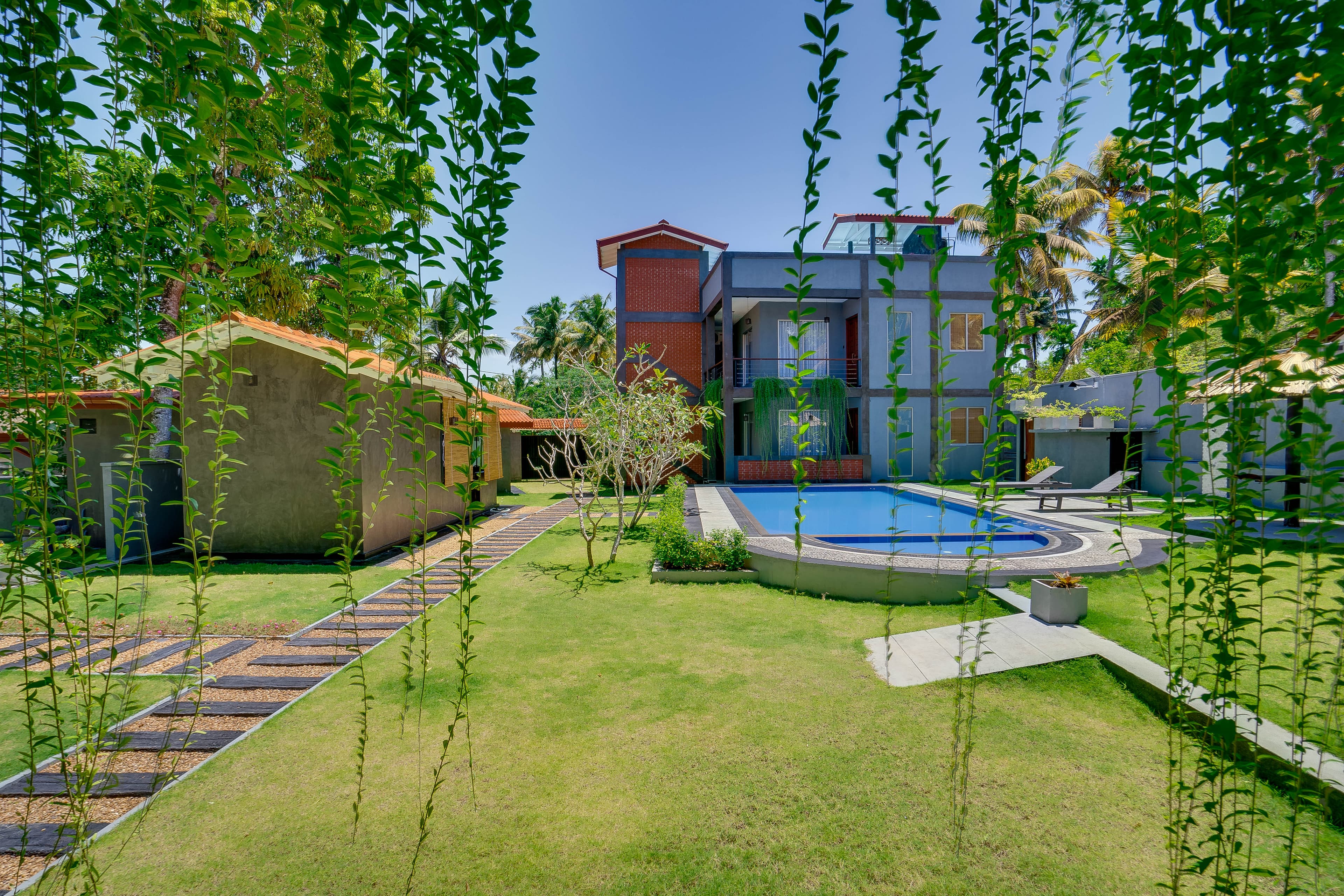 Get Experience with hasthri